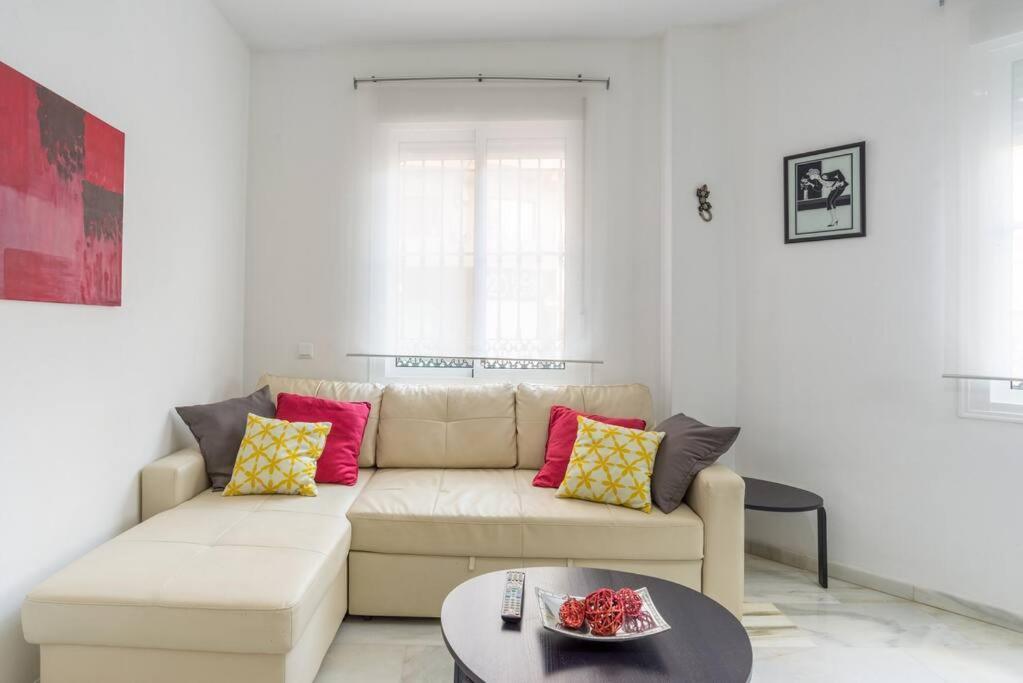 Bright, Quiet And Nice Ground Floor In The Center Málaga Esterno foto