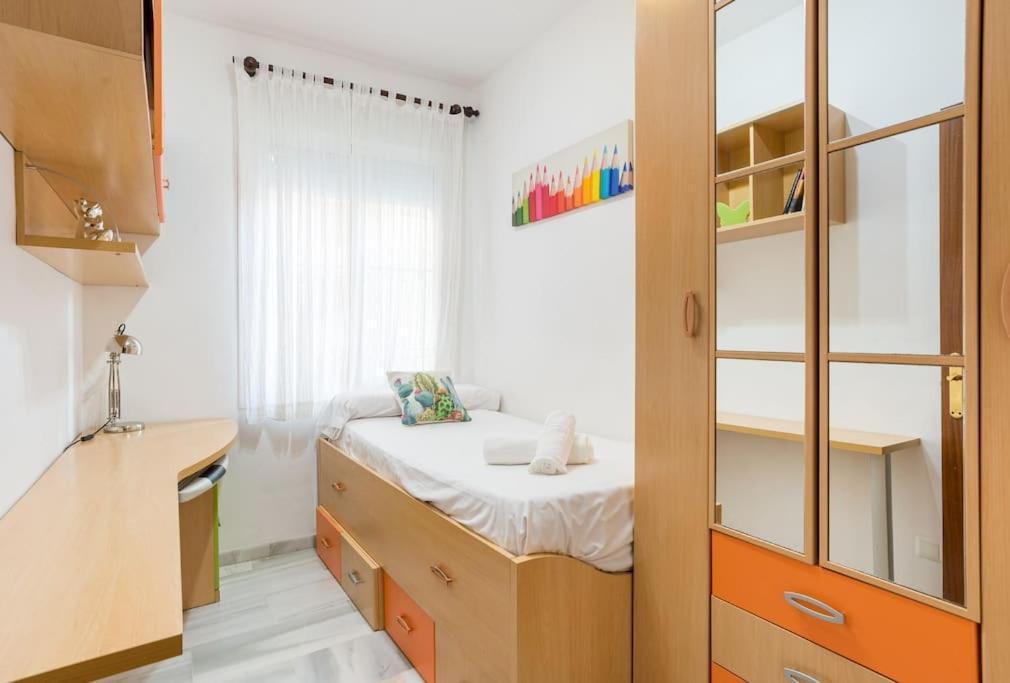 Bright, Quiet And Nice Ground Floor In The Center Málaga Esterno foto